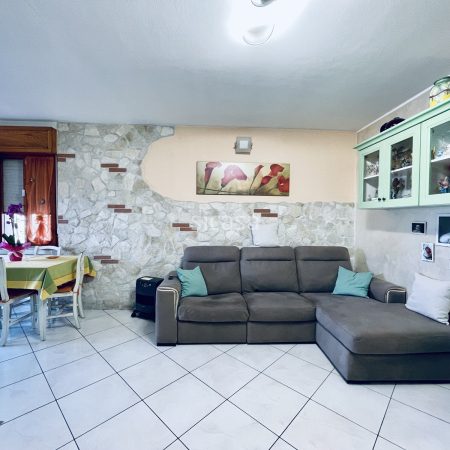 Appartamento in Vendita a Monticello Conte Otto - 119857092