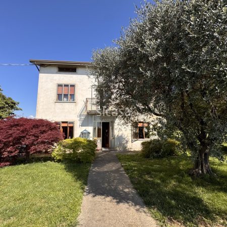 Abitazione in Vendita a Montecchio Precalcino - 120191500